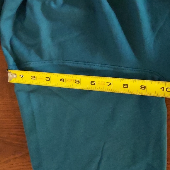 Nike - Picture 14 of 16